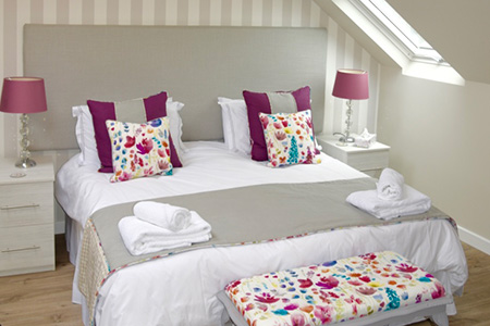 Penyrorsedd Granary Bedroom Penyrorsedd Cottage Lounge